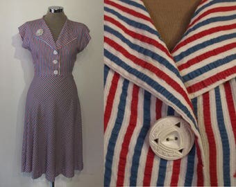 Darling 1940s patriotic stripe cotton day dress bust 33"-34" Make do and Mend