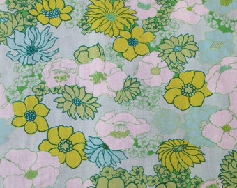 fat quarter of vintage green floral fabric
