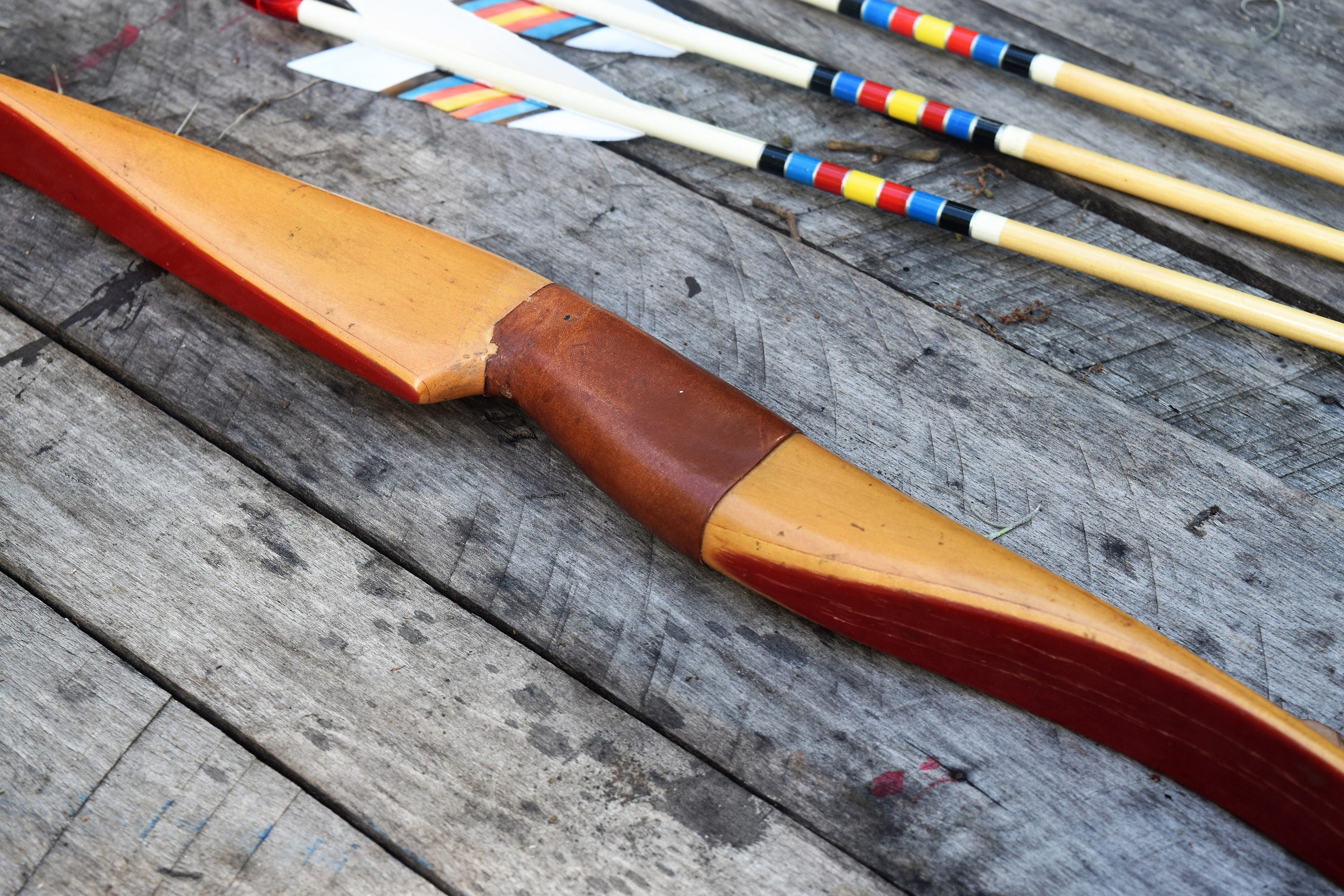 Archery BowVintage Panda 36 recurve bow RH