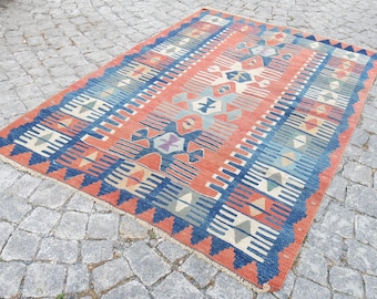 Turkish kilim rug vintage, bohemian kilim rug, faded kilim rug