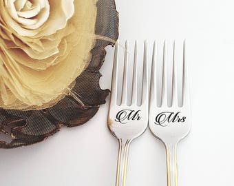 Wedding Forks Mr. Mrs. Forks Wedding Serving Gift Engraved Forks Set for Couple Gold Wedding Forks Love Forks Personalized Forks Set Gift
