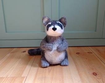 Raccoon toy Music box natural baby toy needle felted animal stuffed animals baby shower gift baby nursery decor racoon music toy musical toy