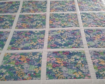 Picket Fence with Flowers Quilt