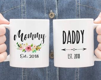 Mommy est 2017 mug, Daddy est 2017 Mug, 2018 Est Mug, Mommy and Daddy est mugs, Parent mug, mom mug, dad mug, New Baby Mug, New Baby Gift