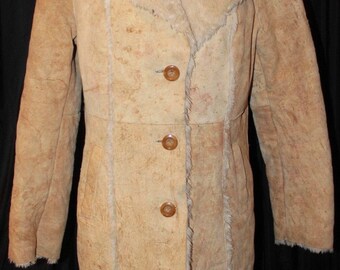 Vintage BOHO Hippie Retro Suede Pieced Tan Leather Suede Shearling Coat Faux fur lined