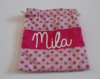 Sac à goûter/ sac à doudou rose personnalisé