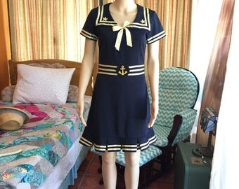 Pinup sailor costume