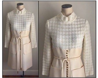 Vintage 1960s Misses' Pat Sandler Ivory Sweater Dress XS 0 2