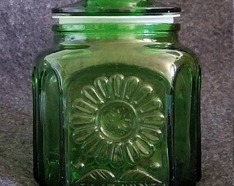 Emerald colored glass canister Wheaton, Nj