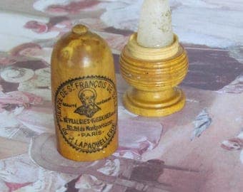 UNUSUAL ! Antique seamstress tool to stop bleeding