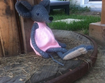 Crochet hooded sweater Romy la jolie Souris Grise