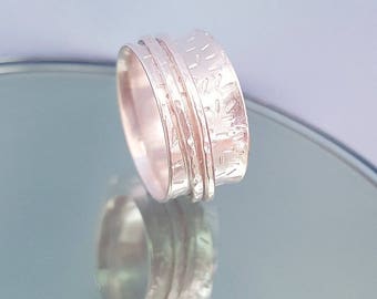 Silver Spinner Ring, dashed pattern, Spinning ring, meditation ring, UK spinner jewellery, worry ring jewelry, fidget ring, gift for her