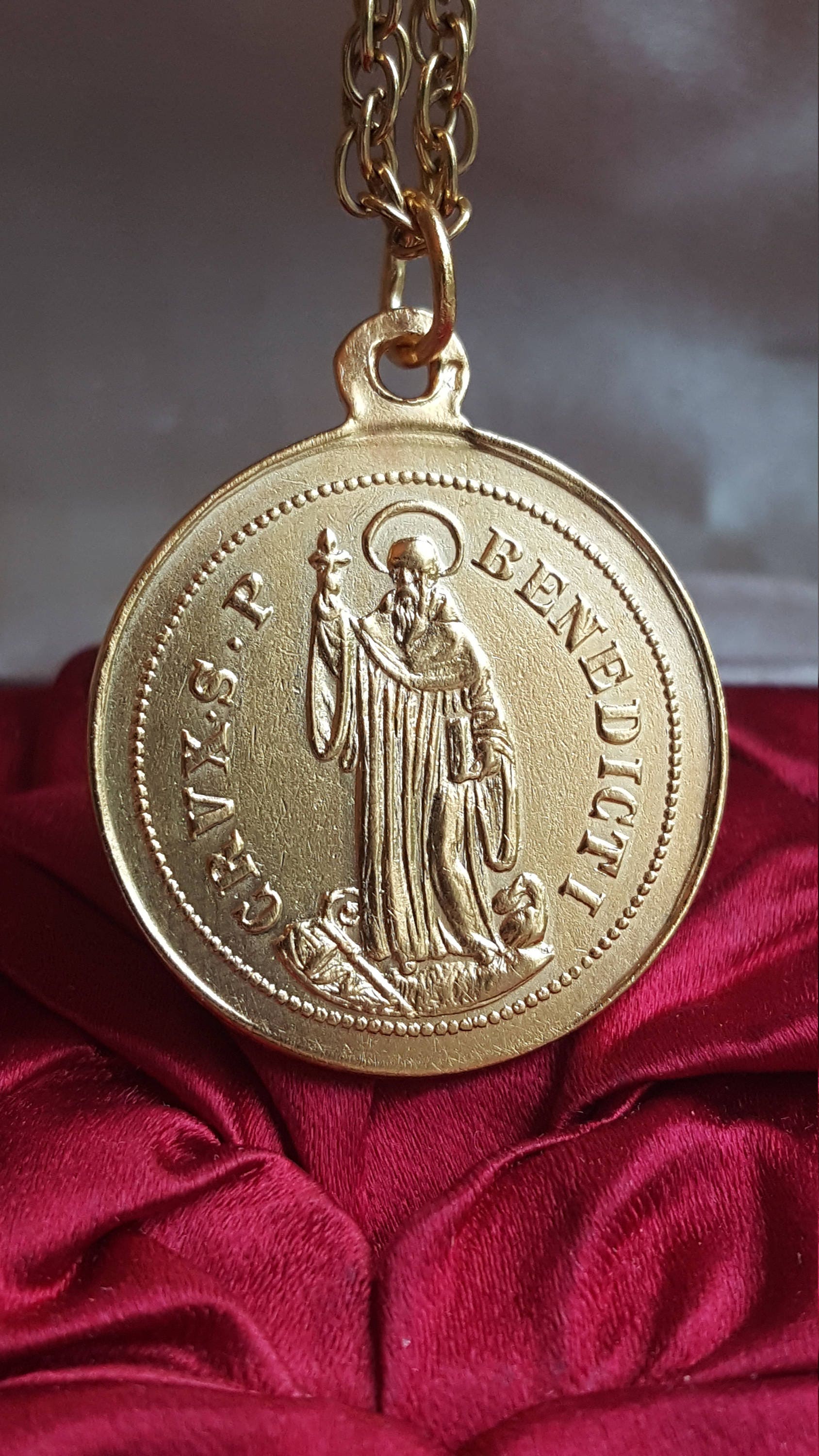 925 Sterling Silver Saint Benedict Necklace 18" Long 28x20mm / 925 Plata ESTERLINA Cadena DE SAN Benito 18" Largo