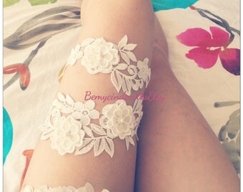 Lace wedding garter set bridal garter flower garter set lace Bridal garter set Wedding garter set Keepsake Garter Toss Garter