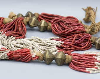 Orissa/India Old White Heart Necklace