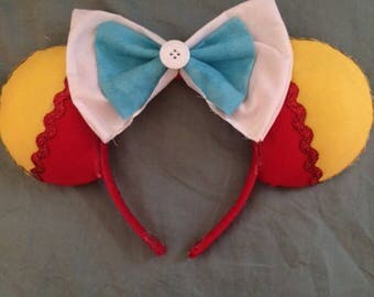 Tweedle Dee and Tweedle Dum Ears