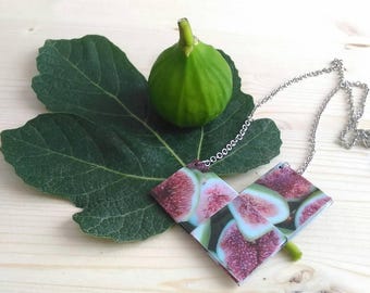 Long necklace made from recycled paper taken from an image of Salento.