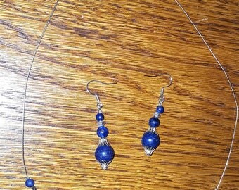Wired necklace and earrings and genuine lapis lazuli