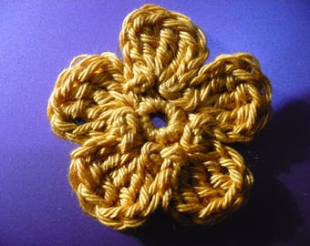 crocheted flower, yellow ochre, made in cotton