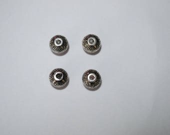 Resin pattern foliage decorated metal bead. Set of 4. 15 mm x 11 mm