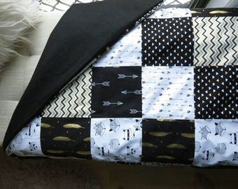 Black and White baby Quilt, Baby blanket, Modern Nursery