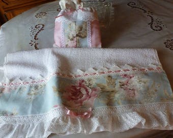 TOWEL toilet and its purse - creating Shabby Chic