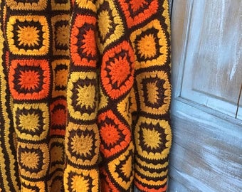 40% OFF- Vintage Afghan Blanket-Retro Seventies-Granny Square