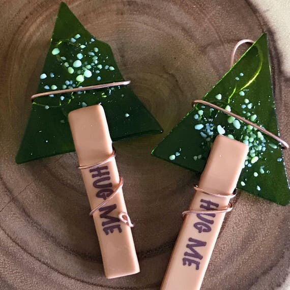 Design4Soul's Tree Hugger Ornament Charitable