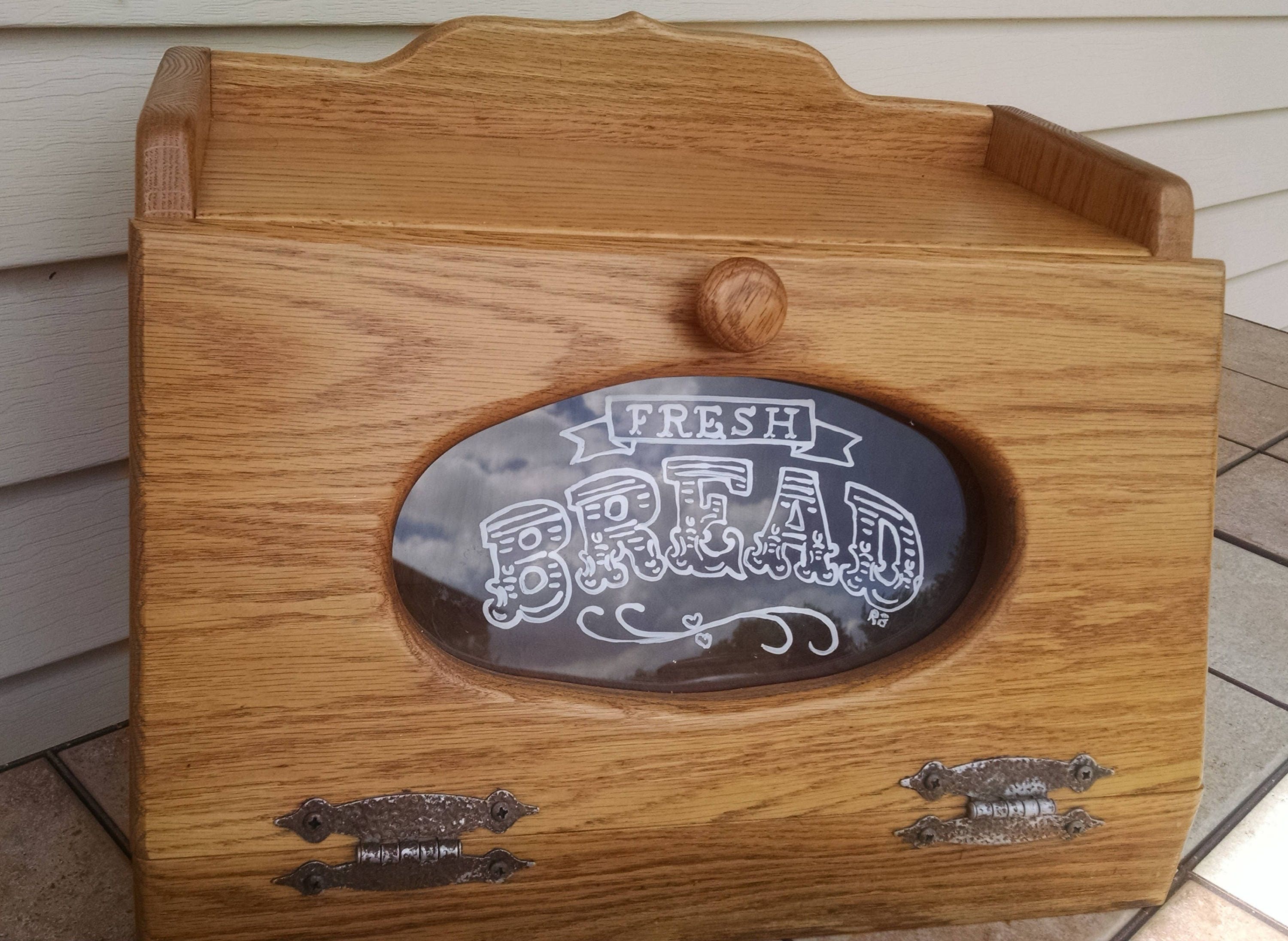 Vintage Bread Box / Solid Wood Bread Box / Amish Bread Box