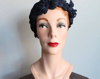 25% Off Sale // 1960s Hat // Daisy Cloche Hat // vintage 60s hat