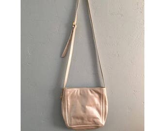 Vintage Pearlescent Purse