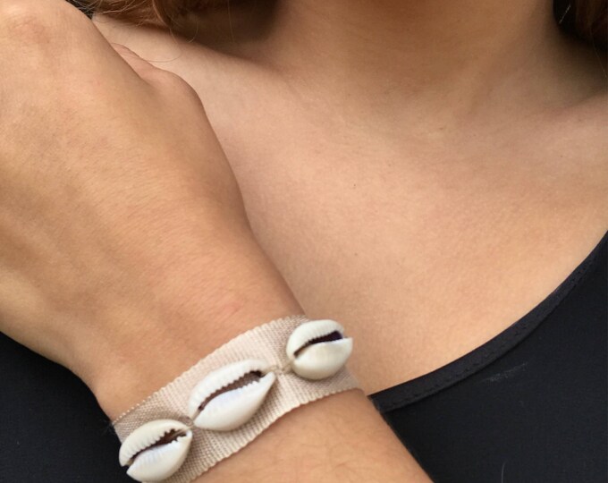 Beach bracelet, vegan bracelet, boho bracelet,seashells bracelet, summer bracelet,summer bracelet,women bracelet, Ribbon bracelet