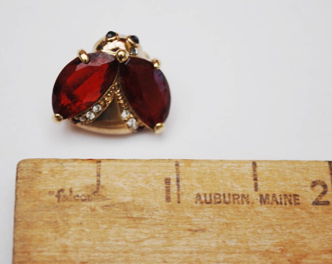 Monet Rhinestone Bug Brooch - Red crystal - Gold plated - Mid Century - small Bee Scatter PIn