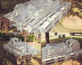 Custom pallet bed