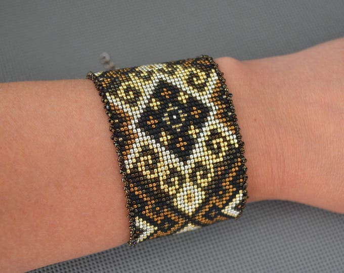 Ethnic Bracelet, beaded bracelet, native bracelet, loom bracelet, Indian bracelet, seed bead bracelet, wide bracelet, Christmas gift, aztec