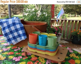 On Sale Redmon Picnic Basket With Cups Plates And Tablecloth Vintage Picnic Basket Set