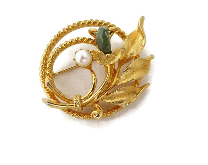 Sarah Coventry Circle Brooch, Twisted Gold Tone Flower Pin with Faux Pearl and Jade Greet Nugget