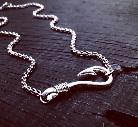 Women s Large Fishing Hook Choker Necklace Fishing