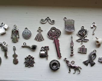 Sherlock Charm Set 22 Piece Tibetan Style Antique Silver