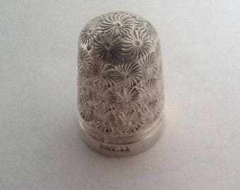 Decorative antique silver plated 'PAT11' Thimble