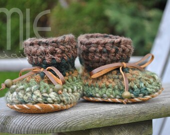 Woodlands MLE nonslip Mocs, Ready to Ship, Green Crochet Moccasin, Toddler Crochet Slipper, No Slip Leather Soles, Booties, Crochet Booties