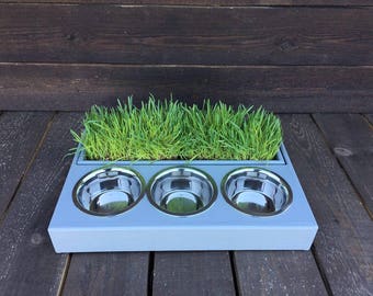 dog bowl stand,elevated dog bowl,raised dog feeder,elevated pet feeder,raised pet feeder,raised dog bowl,dog bowl holder,dog feeding station