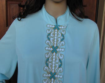Vintage Aqua Mint Mid Century Full Length Robe, Summer Robe, Embroidered Detail Bathrobe, by Gossard, Size Large