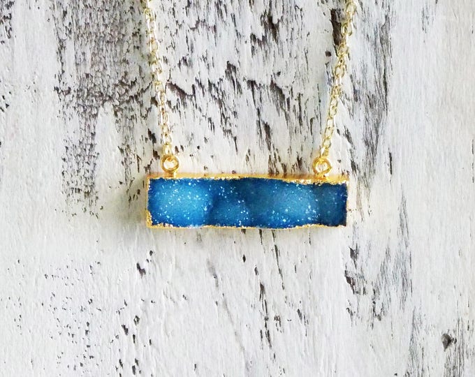 Druzy Necklace Rectangle Druzy Bar Necklace Gold Edged Druzy Pendant Blue Color Stone Gold Edged Druzy Stick Jewelry Mineral Boho Necklace