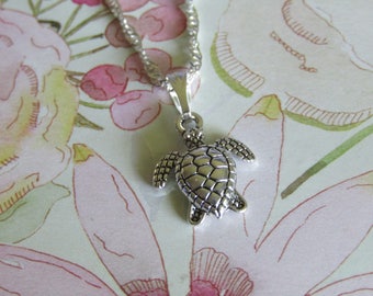 Sea turtle necklace | Etsy