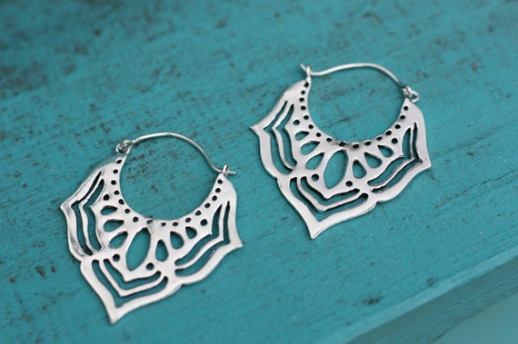 LARGE TRIBAL EARRINGS -Ethnic jewelry - Tribal jewellery- Sacred Geometry - Lotus Flower- Silver Plated - Gift Set- Flower earrings