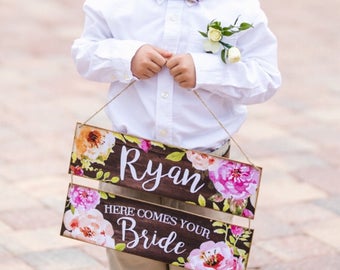 Here comes the bride sign, Last Chance to Run Sign, wedding decor, pageboy or flower girl sign, Photo Prop, ring bearer sign