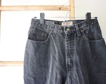 Vintage Dark Denim - Women's Vintage Clothing - High Waist - Dark Denim, Grunge, Hipster, Rock n Roll, Basic, Minimal Women's Vintage Jeans
