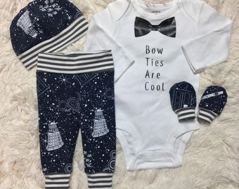 NEW! Doctor Who newborn set, going home outfit, nerdy baby set, newborn baby boy set, doctor who baby set, bow ties set