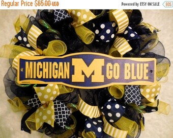 PRE-LABOR DAY Sale Michigan Wreath, University of Michigan Wreath, U of M wreath, University of Michigan Wreaths, U of M decor, University o